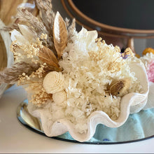 Load image into Gallery viewer, Clamshell neutral